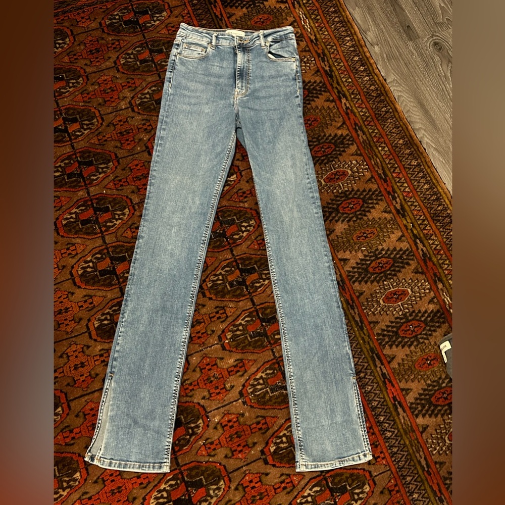 Zara blue split skinny jeans. Size 6.